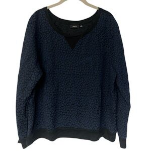 Apt 9 Blue Animal Print Long Sleeve Shirt